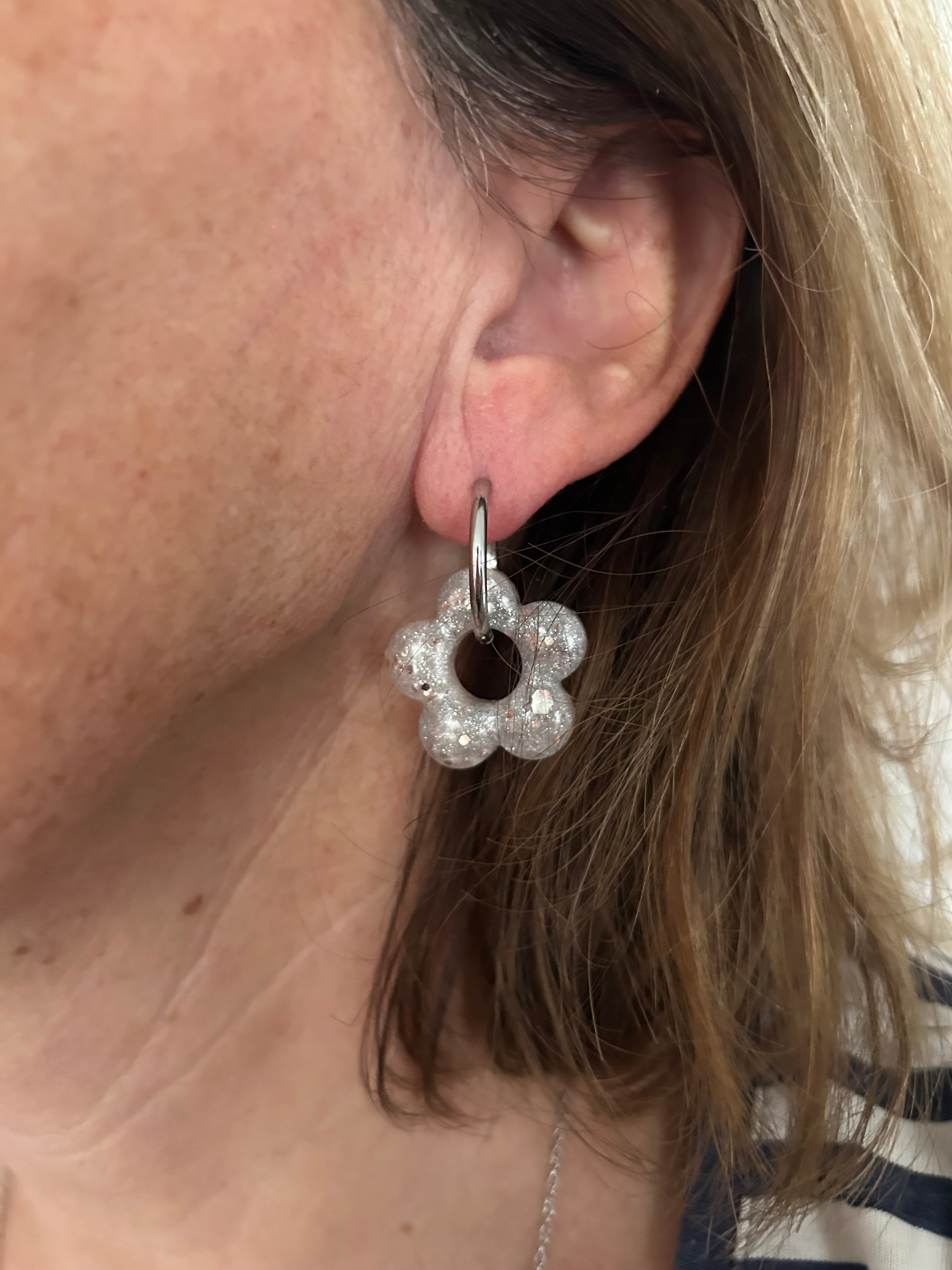 pampilles petite fleur plusieurs coloris disponibles