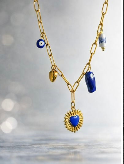 Collier bleu