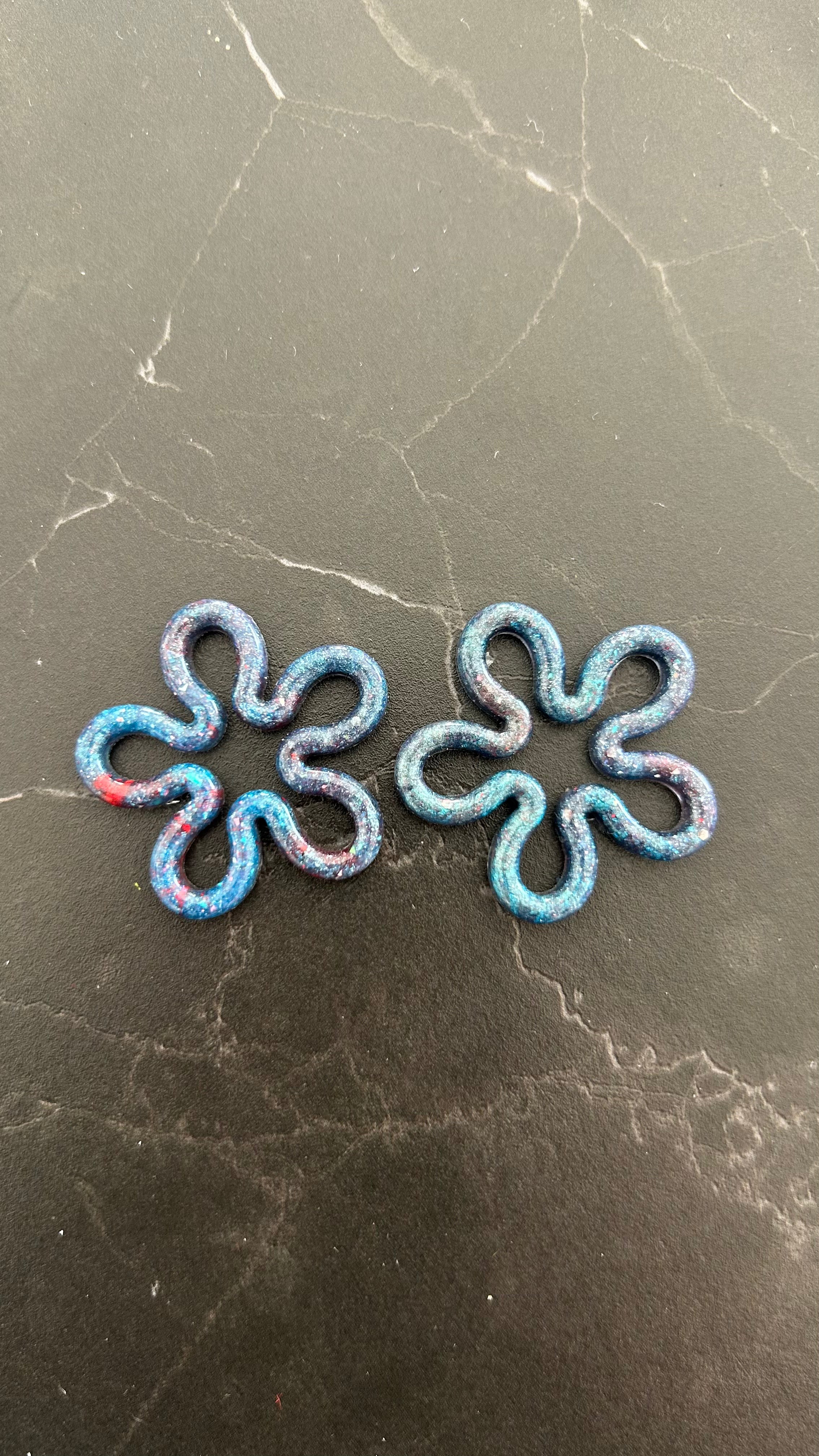 Pampilles fleura plusieurs coloris disponibles