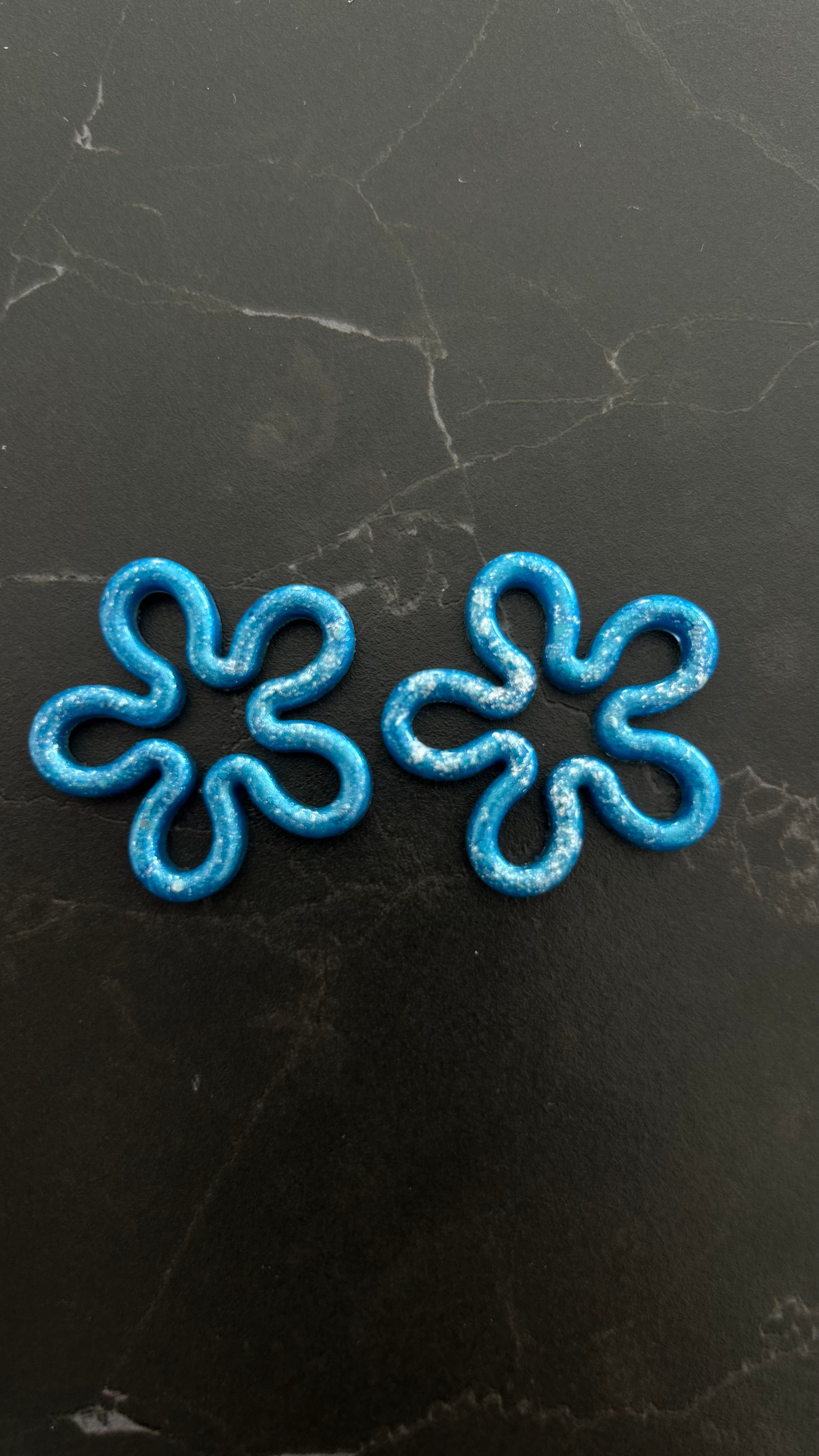 Pampilles fleura plusieurs coloris disponibles