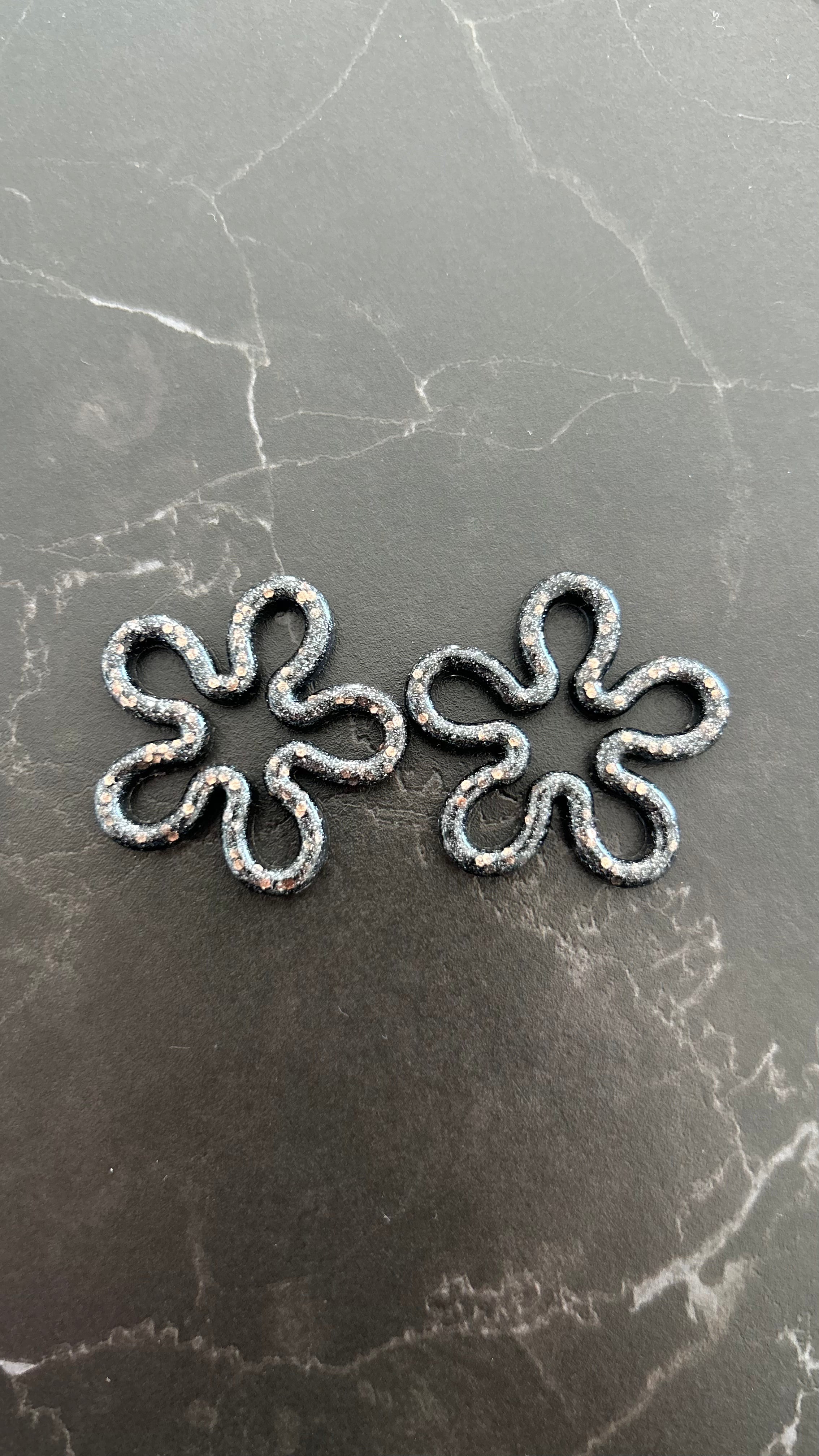 Pampilles fleura plusieurs coloris disponibles