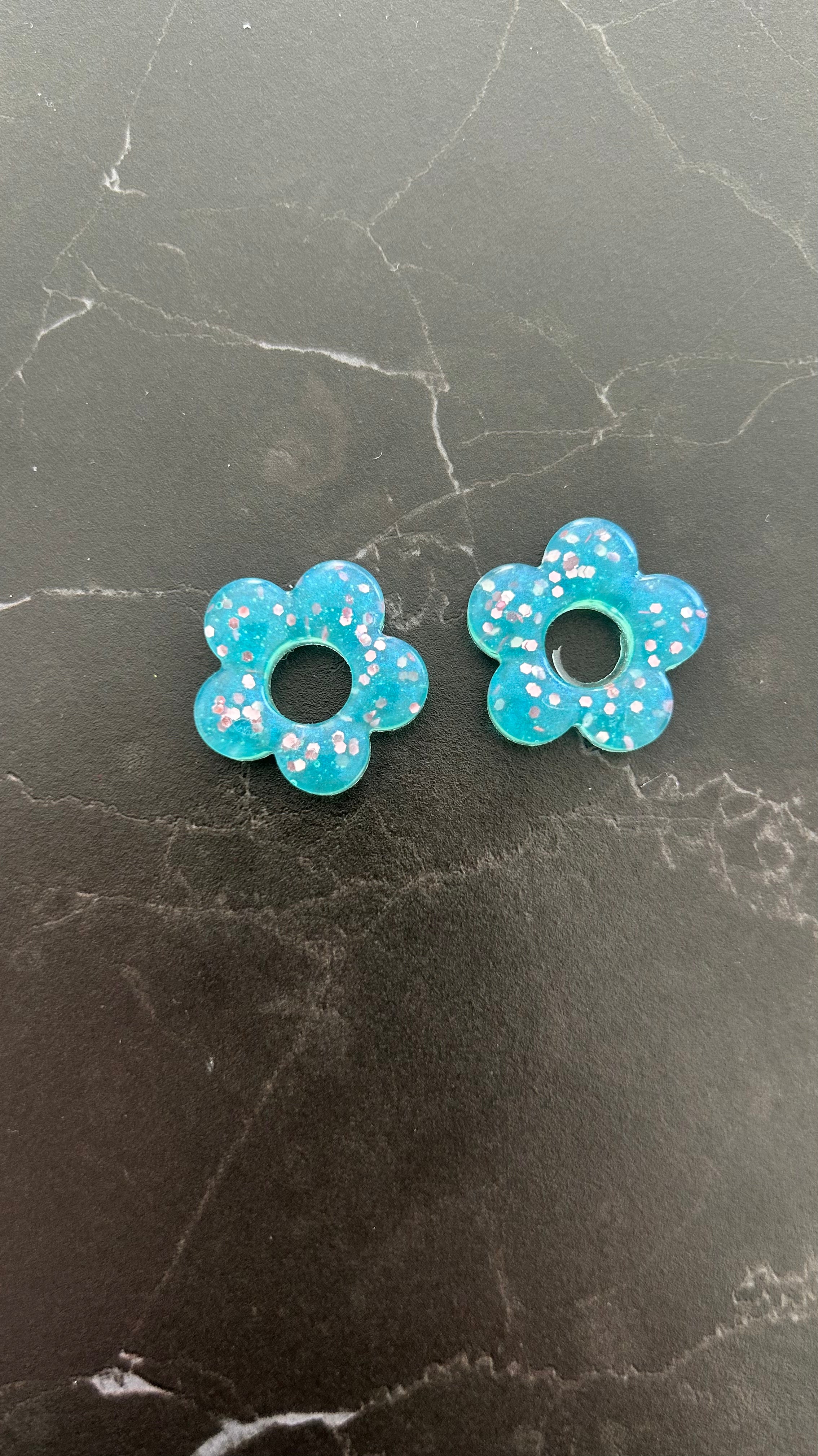 pampilles petite fleur plusieurs coloris disponibles